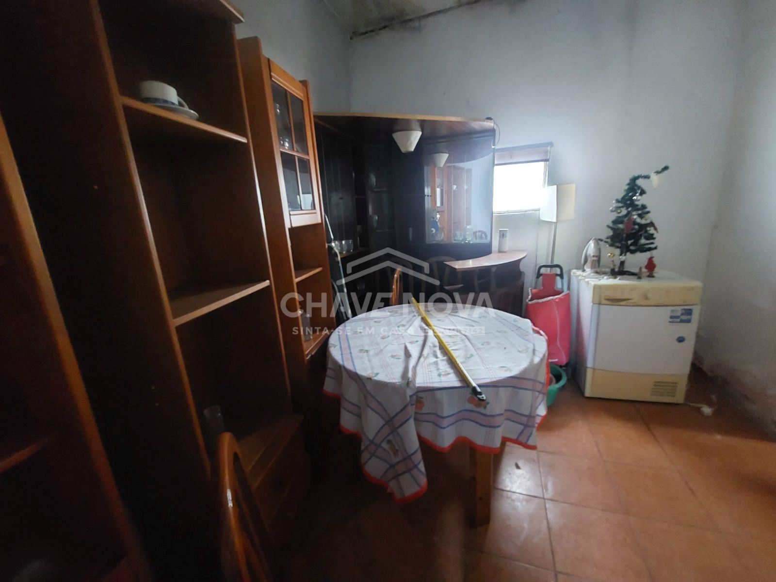 Casa em ilha no centro de Oliveira do Douro