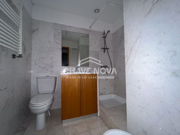 Apartamento T3 situado em Oliveira do Douro Empreendimento Quinta da Seara