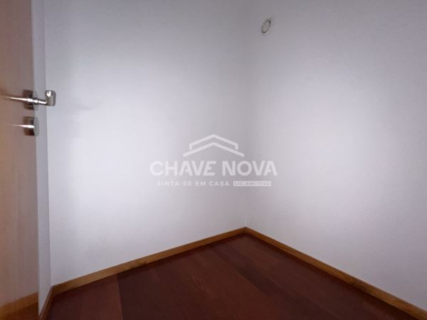 Apartamento T3 situado em Oliveira do Douro Empreendimento Quinta da Seara