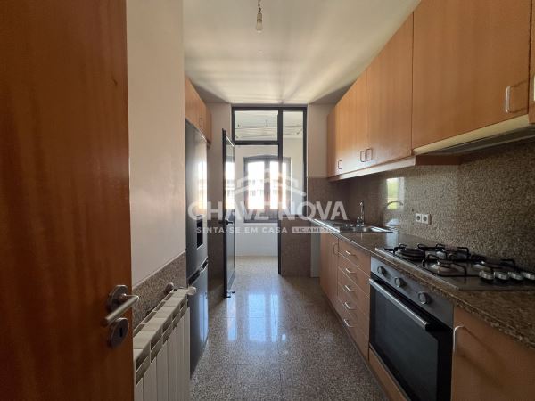 Apartamento T3 situado em Oliveira do Douro Empreendimento Quinta da Seara