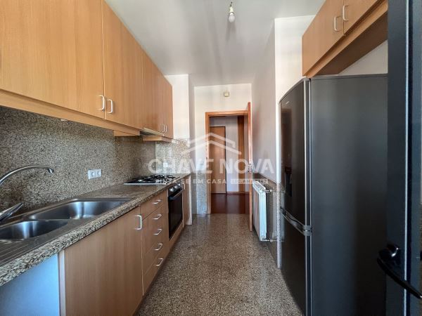 Apartamento T3 situado em Oliveira do Douro Empreendimento Quinta da Seara