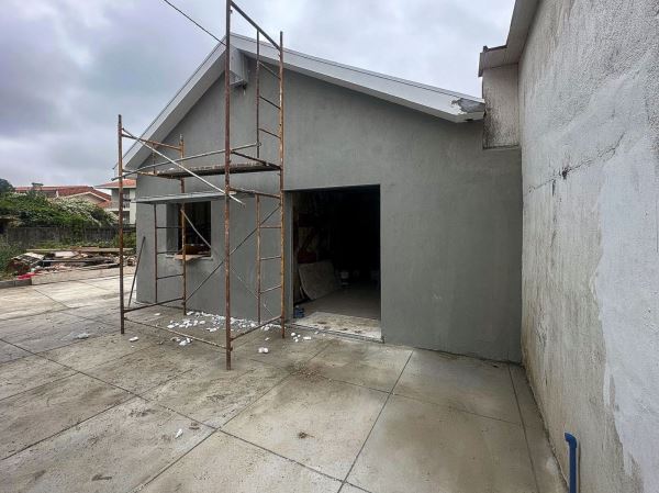 Moradia térrea T2 remodelada 4 frentes