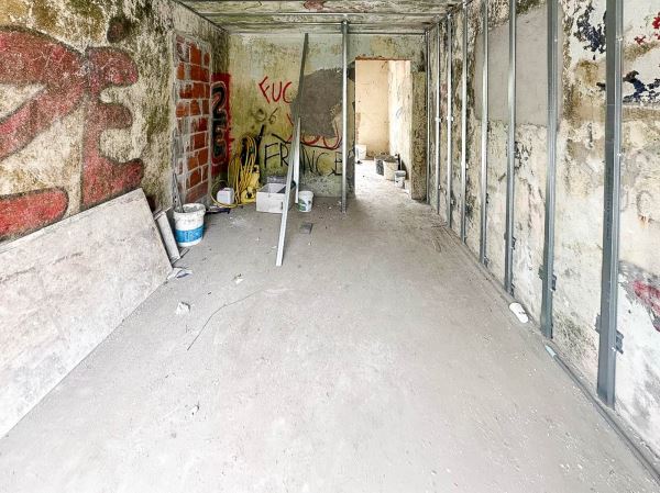 Moradia térrea T2 remodelada 4 frentes
