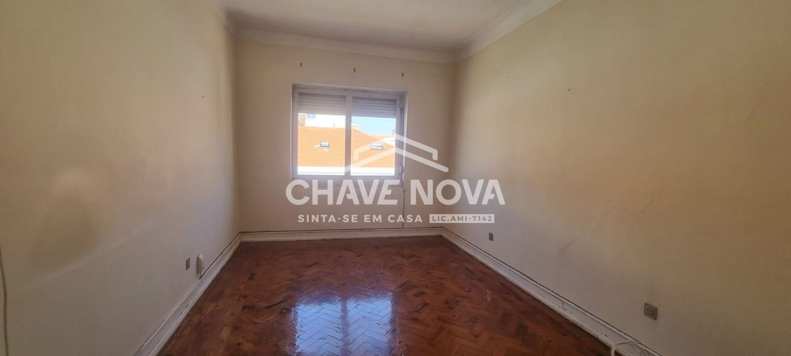 Apartamento T2 na Avenida de Roma