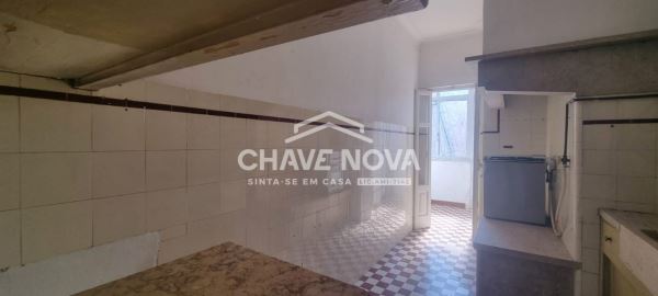 Apartamento T2 na Avenida de Roma