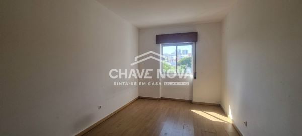 Apartamento T3 em Carnaxide