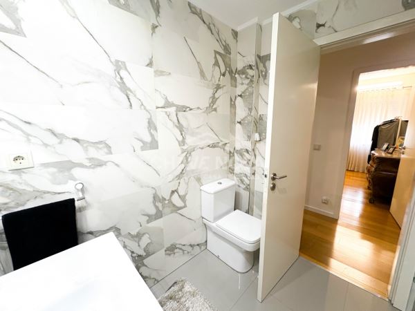 Apartamento T4  com Terraço e 4 frentes em Canidelo