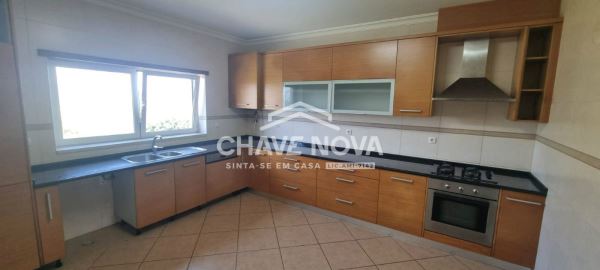Moradia T4 em Carvoeira (Mafra)
