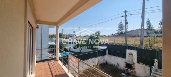 Moradia T4 em Carvoeira (Mafra)