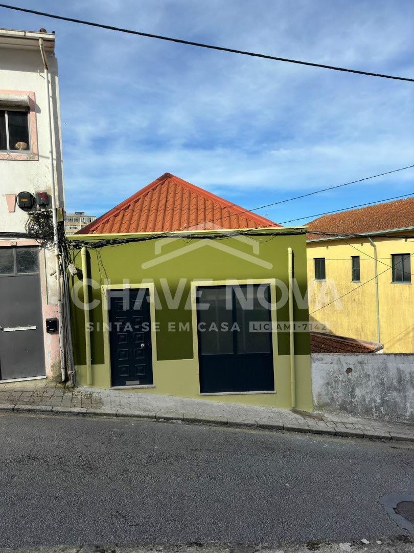 lha com 6 Habitações em Vila Nova de Gaia – Junto ao Metro