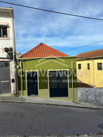 lha com 6 Habitações em Vila Nova de Gaia – Junto ao Metro