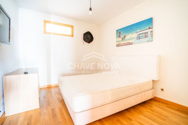 Apartamento T3 junto ao Arrábida Shopping!