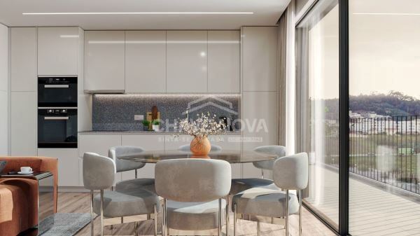 Apartamento T2 com Varanda e Lugar de garagem em Vila Nova de Gaia