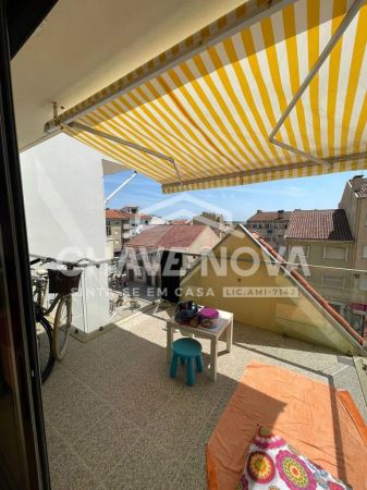 Penthouse T1 duplex em pleno centro histórico Furadouro