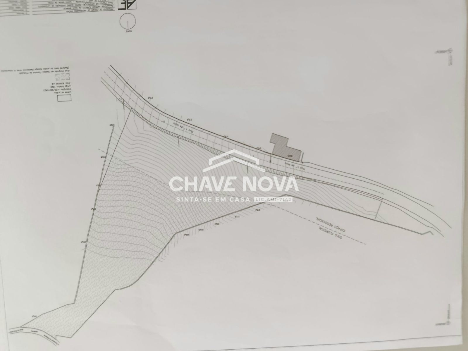 Terreno com PIP aprovado para construção em Lourosa S. M. da Feira