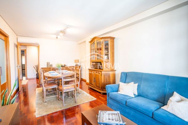 Apartamento T2 + 1 (Walk-in Closet) Totalmente Mobilado – Mafamude, Vila Nova de Gaia