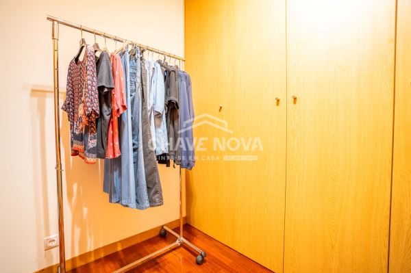 Apartamento T2 + 1 (Walk-in Closet) Totalmente Mobilado – Mafamude, Vila Nova de Gaia