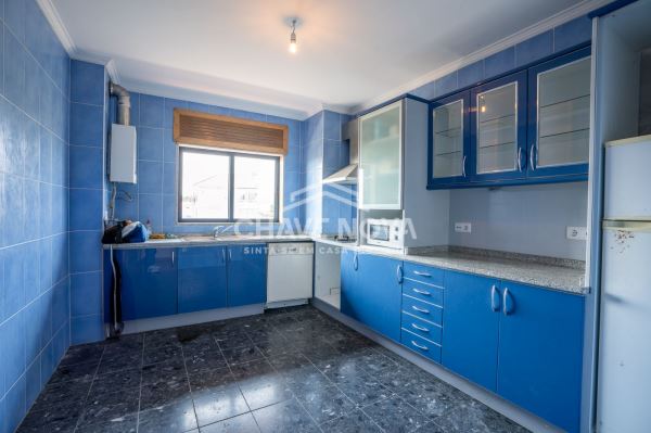 Apartamento T2 com Vista Mar na Madalena, junto ao Pingo Doce