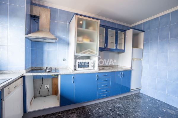 Apartamento T2 com Vista Mar na Madalena, junto ao Pingo Doce