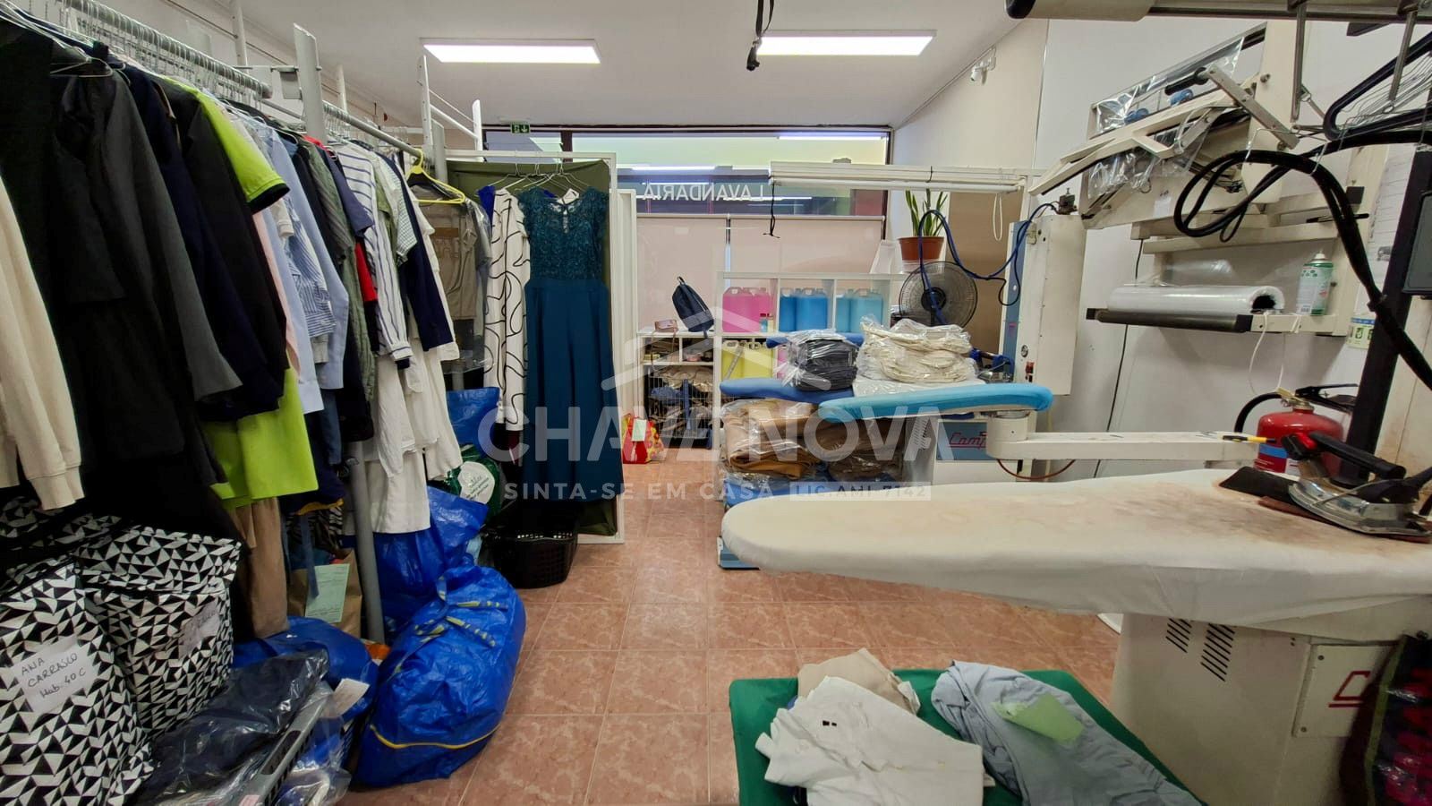 Trespasse de Lavandaria em Canidelo (4 Caminhos)