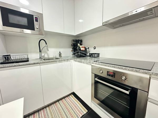 Apartamento T1 mobilado para arrendamento.