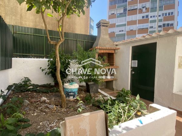 T1+2 na Amadora em fase  de remodelação total