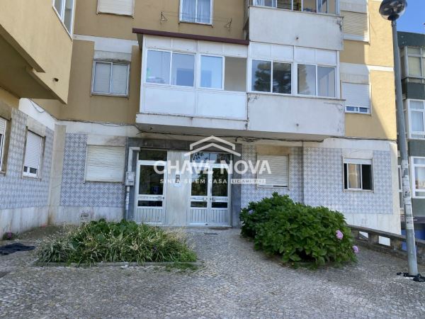 T1+2 na Amadora em fase  de remodelação total