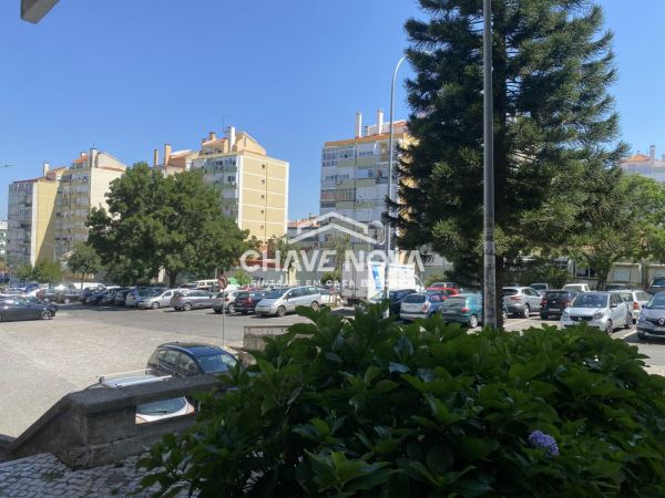 T1+2 na Amadora em fase  de remodelação total