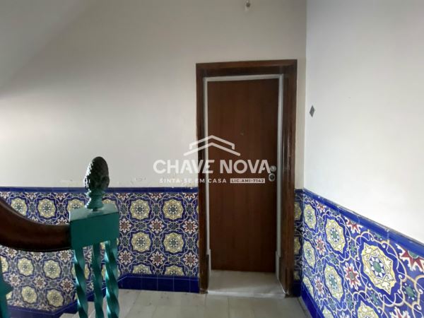 T2 na Amadora em fase  de remodelação total