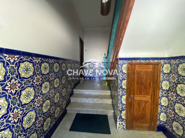 T2 na Amadora em fase  de remodelação total