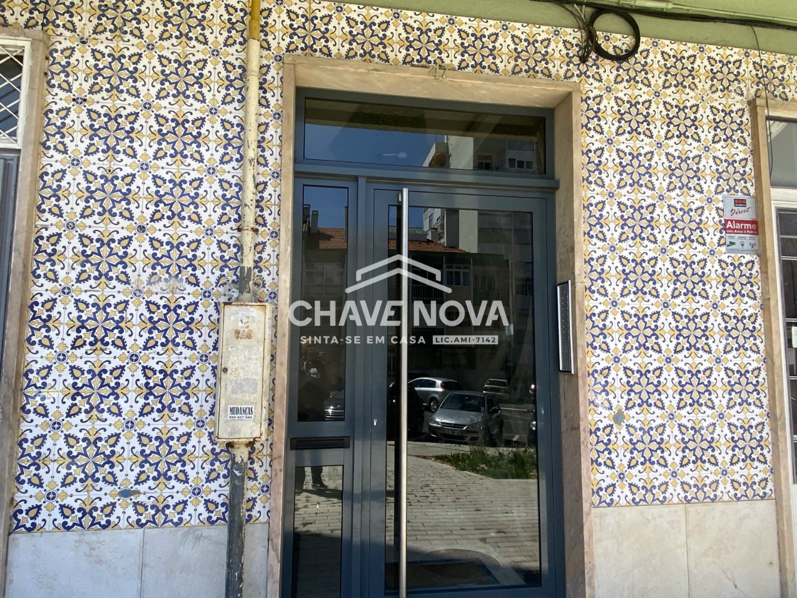 T3 na Amadora em fase  de remodelação total