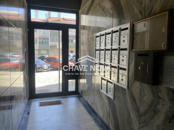T3 na Amadora em fase  de remodelação total