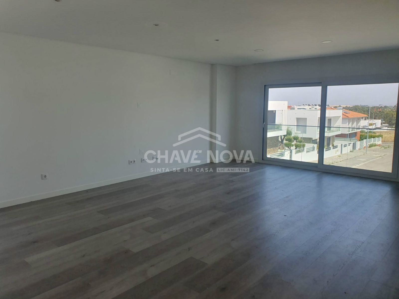 Apartamento T4 para Venda em Corroios Foto 18