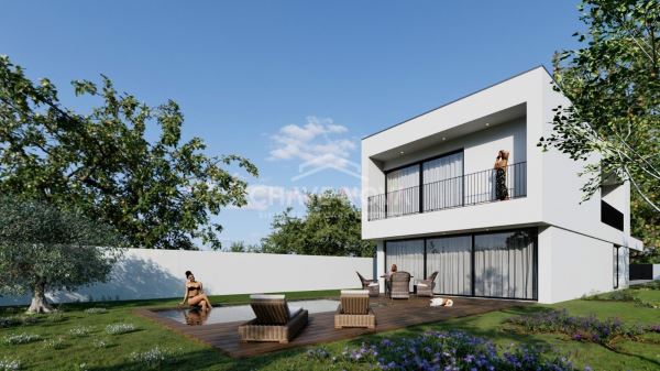 Land for sale in Santa Maria da Feira, Portugal — €150,000