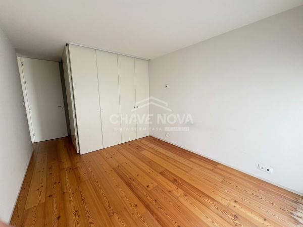 Edifício Cais do Cavaco | Apartamento T3+1 Duplex - Vista exclusiva para o Douro