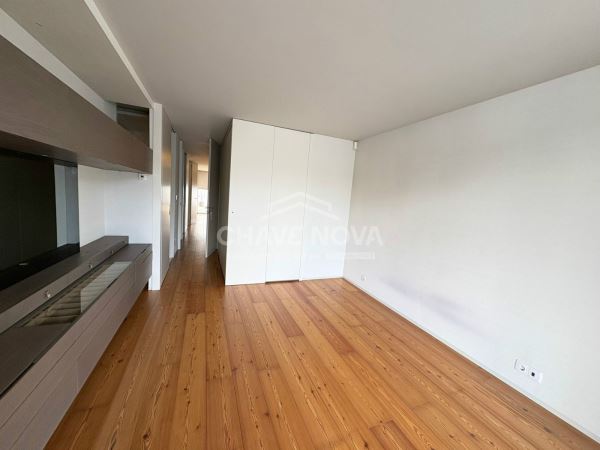 Edifício Cais do Cavaco | Apartamento T3+1 Duplex - Vista exclusiva para o Douro