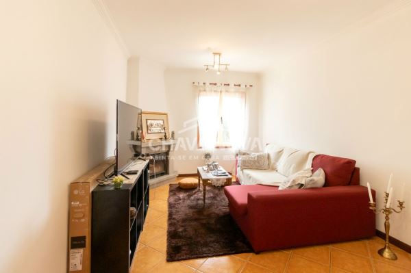 Apartamento T2 para venda em Mosteirô, Santa Maria da Feira 