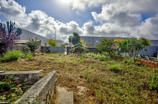 Terreno com 682m² na Madalena