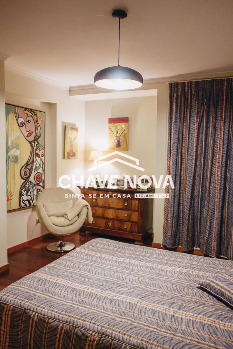 Apartamento T5 para Venda em Paranhos