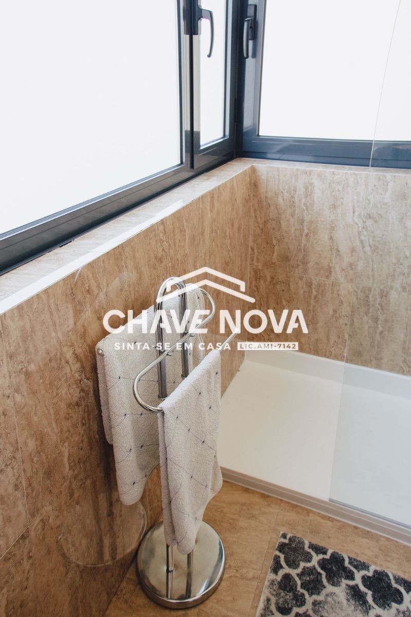 Apartamento T5 para Venda em Paranhos