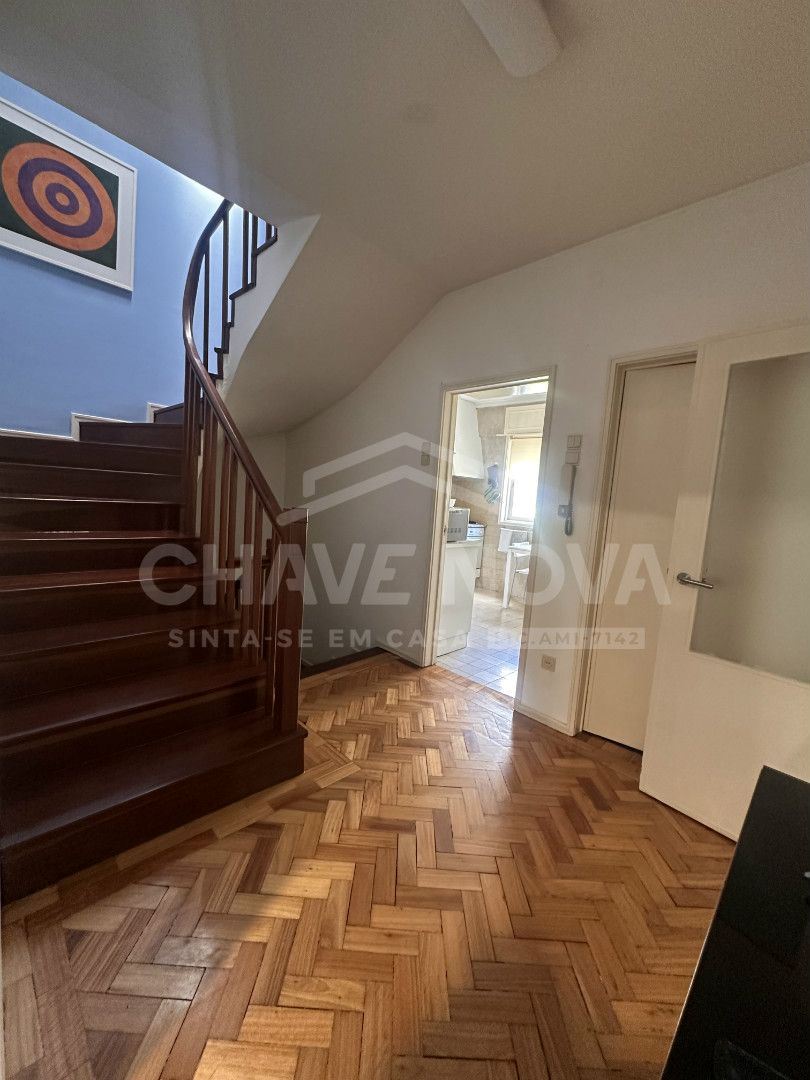 Moradia V5 Renovada, no Bairro dos Músicos, Porto