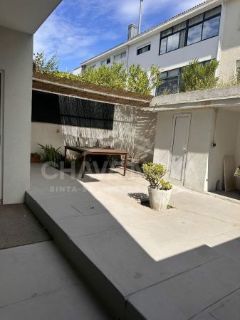 Moradia V5 Renovada, no Bairro dos Músicos, Porto