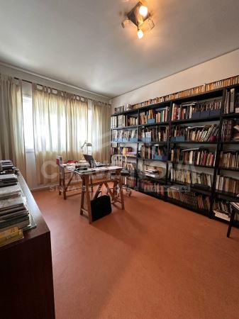 Moradia V5 Renovada, no Bairro dos Músicos, Porto
