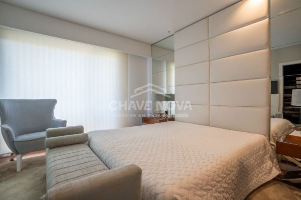 Moradia T3 Moderna com Piscina Aquecida e Jardim em Mozelos