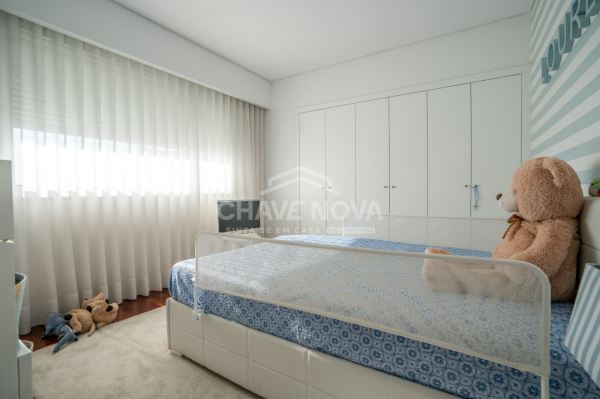 Moradia T3 Moderna com Piscina Aquecida e Jardim em Mozelos