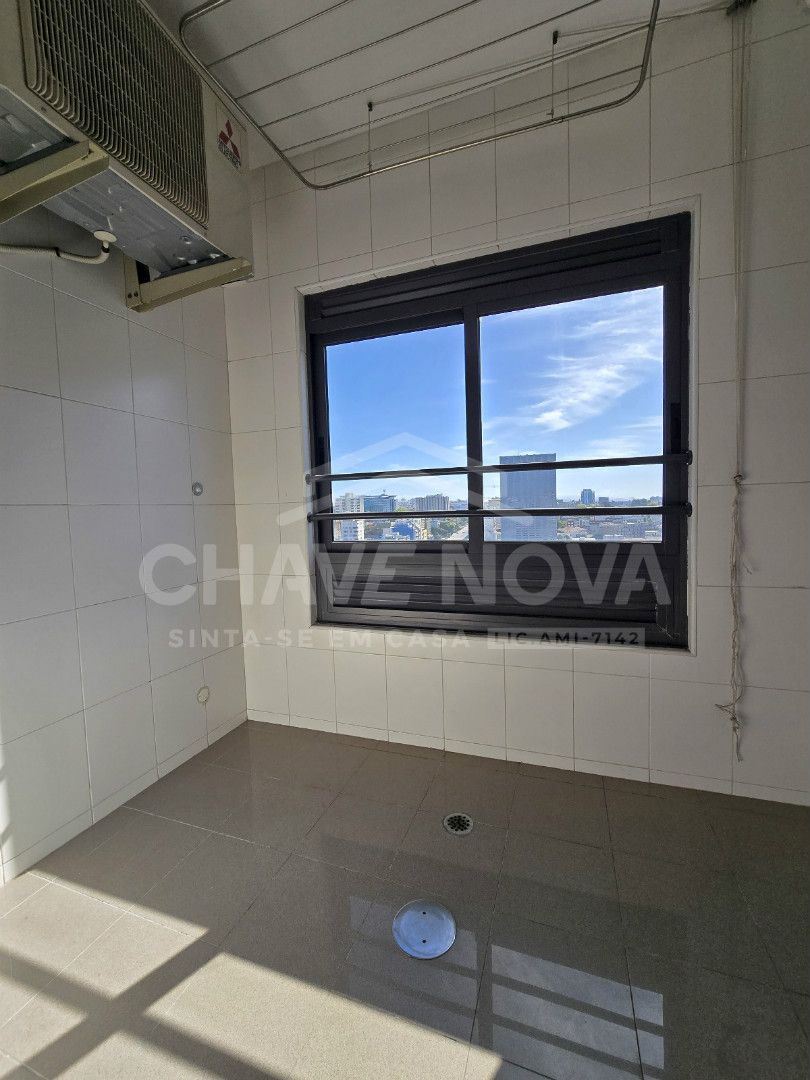 Apartamento T1 para Arrendamento – Av. da Boavista, Porto