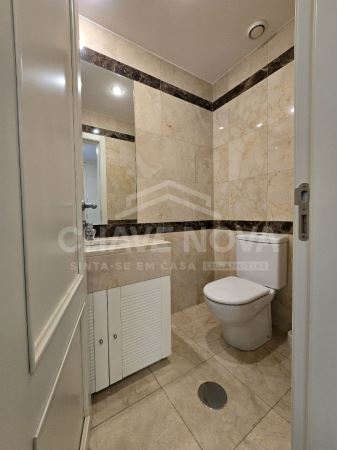 Apartamento T1 para Arrendamento – Av. da Boavista, Porto