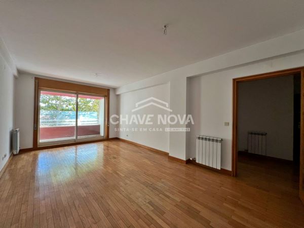 Apartamento T2+1 c/ Lugar de Garagem em Matosinhos Sul (Praias)
