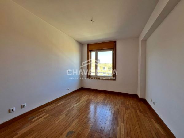 Apartamento T2+1 c/ Lugar de Garagem em Matosinhos Sul (Praias)
