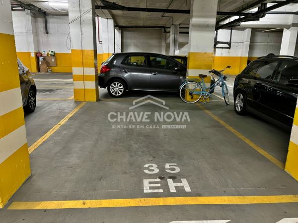 Apartamento T2+1 c/ Lugar de Garagem em Matosinhos Sul (Praias)